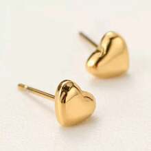 Sweet Style Versatile Heart-Shaped Stud Earrings For Women, Gold Color Small Unique Heart Design Titanium Steel Plated Jewelry