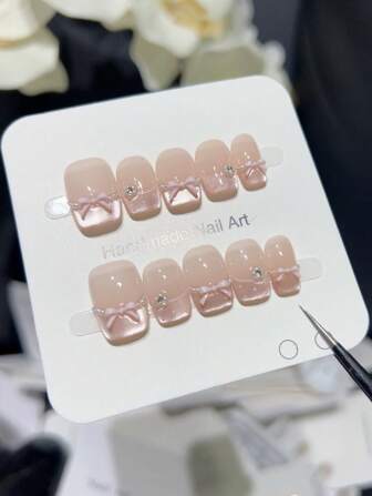 10Pcs High-End French Pure And Sensual Princess Style, Pink Cat-Eye Polka Dot Bow Handmade Fake Nails, High-End And Light Luxury Ins Style, Suitable For Sweet And Lovely Girls, Nail Patches For Holiday Outings, Picnics And Camping Press On Nails Nail Supplies Nails