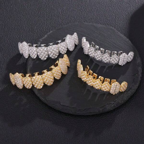 New Cross-Border Hot-Selling Fully Rhinestoned Dental Grillz, Creative Rhinestone Dental Jewelry, Wholesale From Factory Source