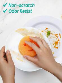 1套双层感温海绵，印有爱心和笑脸图案。强力去油，可爱又实用。双面感温厨房海绵，耐刮擦，适用于清洁餐具等。海绵架，适用于各种表面，适用于现代厨房水槽，可用于清洁餐具。厨房小工具（颜色和款式随机）