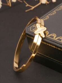 1 件不锈钢 18K 镀金时尚奢华交叉英文字母 X 镶嵌人造锆石扣手镯，个性化百搭手链，适合女性日常派对佩戴，送给女友/挚友的礼物 - 金色 - 查看 1