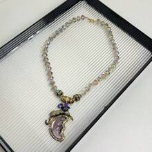 1 Peça Colar Elegante com Pingente da Lua de Cristal Roxo Decorado com Miçangas