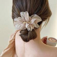 Neue Stil für Sommer 2025 hoch glamouröse Seiden-Haarblume Haarspange für Zopf hinten am Kopf, hochwertige und einfache Haarspange für Frauen