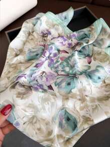 1 Peça Lenço Quadrado de Cetim Vintage Elegante Estampado de Estilo Fino para Mulheres, Lenço Boêmio Vintage Casual para o Pescoço Feminino, Xale, Bandana Leve e Fina Confortável para Mulheres, para Uso Diário e Passeio na Primavera e Verão