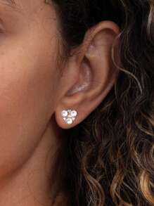1 Paar 925 Sterling Silber Dreieck mit eingelegter Pseudoperle Ohrstecker, exquisites Design Ohrhänger, geeignet als Geschenk für Geliebte, Ohrstecker Stil in zufälliger Box