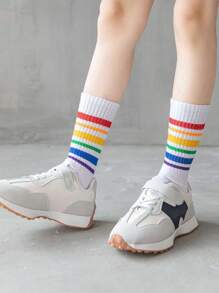 1/2 par de medias muslo alto de mujer con estampado arcoíris blanco y negro LGBTQ