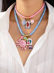 1 件夏季海洋风格手工海洋生物吊坠项链，彩色绳项链配陶瓷螃蟹和鱼吊坠，海滩风格项链首饰，适合度假、日常佩戴（颜色和形状可能有所不同）