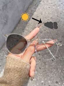 一副经典女士时尚圆形可换色眼镜，简约日常佩戴，男女通用 - 黑色變色 - 查看 2