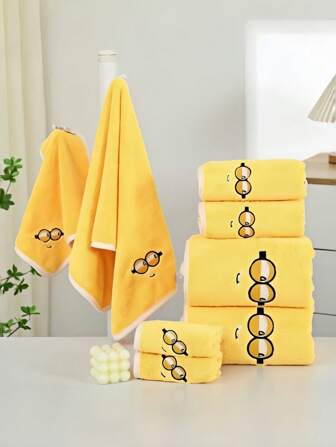 Minions Minions Towels Are Cute Cartoon Bath Towels For Girls, Made Of Polyester Knitted Fabric. They Are A Novel Casual Outfit That Is Breathable And Comfortable, And Can Be Machine Washed. They Are Versatile And Suitable For All Seasons. They Are Fashionable Bath Skirts, Suitable For Outdoor Use, And Excellent Travel Accessories. They Are Gifts For Good Friends And Girlfriends. They Are Perfect For Summer Weddings, Home Decor, And Bathroom Decoration