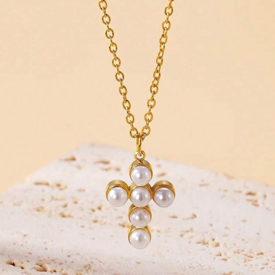 时尚奢华十字架和人造珍珠项链，适合女士，优雅闪亮的人造珍珠吊坠项链 - 金色 - 查看 1