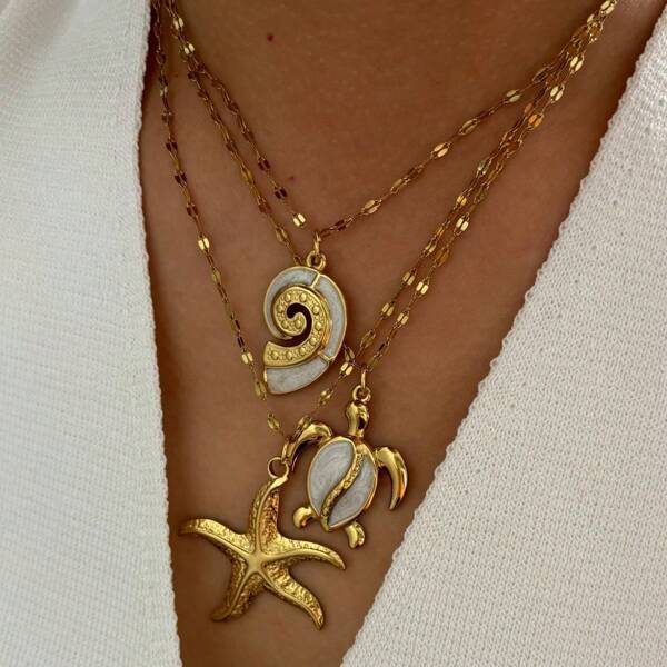 1Pc Women's Necklace Made Of Stainless Steel, Exquisitely Light And Luxurious, With A Drop Glaze Glaze. It Is A Turtle, Starfish And Conch Pendant Necklace Plated With 18K Gold, Fashionable And Versatile. It Is A Festival Gift