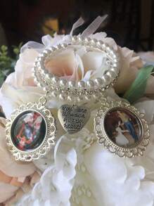 1pc Bridal Bouquet Multi Photo Charm, Bridal Bouquet Memory Charm , Bridal Shower Gift, Personalized Brooch Bouquet Charm,Personalized Gift For Bride - Wedding Bouquet Charm Custom Photos - Bridal Bouquet Photo Charm - Wedding Memory Bouquet Charm - Wedding Gift,Birthday Gift, Anniversary Gift, Valentine's Day Gift, Father's Day Gift, Mother's Day Gift, Gift For Him/Her,Durable,Colorful,Cute,Adorable,Funny,Kawaii,Y2K,Stylish,Unisex,Casual,Custom,Personalized,Unique,Customized,Ideal Gifts For Him,Ideal Gifts For Her,Her,Boyfriend,Girlfriend,Family,Friends,Children,For Anniversaries,For Valentine's Day,For Mother's Day,For Birthdays,For Children's Day,For Father's Day,For Graduation,For Weddings,For Housewarming
