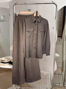 Bộ đồ công sở nữ 2 món, chất liệu kép, gồm áo sơ mi và quần ống rộng, thiết kế áo kiểu tối giản thanh lịch kèm thắt lưng, quần cạp chun có túi. - Rỉ Nâu - Xem 2