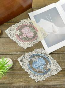 2 Stück Retro Bestickter Spitzen Untersetzer - Nordischer Stil Dreidimensional Bestickter Rose Untersetzer, 100% Polyesterfaser, hitzebeständend, dekorative Tischdecke, geeignet für Heim-Küchen-Dekoration und Foto-Hintergrund, Fotografie-Requisiten, Applikations-Accessoires DIY.
