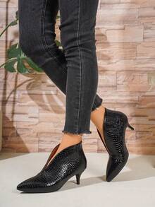 秋冬新款尖头V领时尚女式踝靴，纤细高跟百搭踝靴，优雅修身廓形，猫跟 - 黑色 - 查看 5