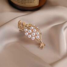 1pc Shiny Casual Zinc Alloy & Faux Pearl Tulip Design Brooch Pin For Women, Suitable For Daily Wear In Spring, Summer, Autumn And Winter Backpack For School Office Accessories Shirts Jacket Jewelry Christmas Halloween Clothes Pin Funny Cute Teacher Gifts Costume Accessories Bag Charms - Gold - View 2