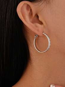 1 par de pendientes elegantes de aro redondo con pliegues para mujeres, adecuados para fiestas y trabajo