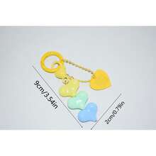 1 件心形汽车钥匙链吊坠，可爱彩色串珠饰品，精致耳机盒装饰学校汽车配件哥特 Y2k