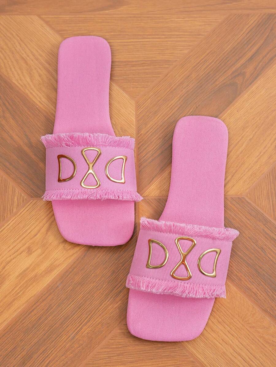 Sandalias planas para adolescentes y niñas, ligeras y antideslizantes con diseño de flor, puntera cuadrada en PU resistente al desgaste, estilo estudiantil, popular en Europa y América para vacaciones en la playa, primavera y verano