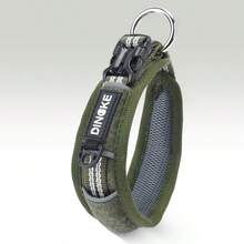 Vòng cổ bản rộng có thể điều chỉnh mới cho chó cưng, phù hợp với mọi kích cỡ chó, rộng 1-1,5 inch, chu vi cổ tối thiểu 11 inch và chu vi cổ tối đa 26 inch. Được làm bằng vải Oxford bền và dây đai nylon mật độ cao. - Nhiều màu - Xem 24