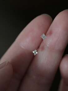 1 Pair Simple Minimalist Four-Leaf Flower Cubic Zirconia Stud Earrings, Elegant Design For Women