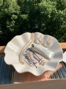 1pc/2pcs 8.07x7.48inch Ruffled Wave Ceramic Tray For Jewelry Storage And Home Decor, Suitable For Wedding Decoration, Bridal Background Props, Bouquets, Corsages, Wrist Flowers, Wedding Arches
