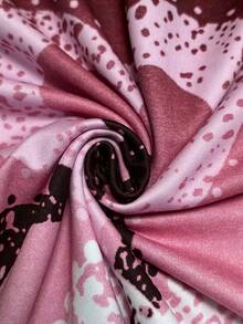 Áo thun in hình trái tim ngày lễ tình nhân dành cho nữ - Cổ tròn tay ngắn - Màu Đỏ Sâu - Xem 3