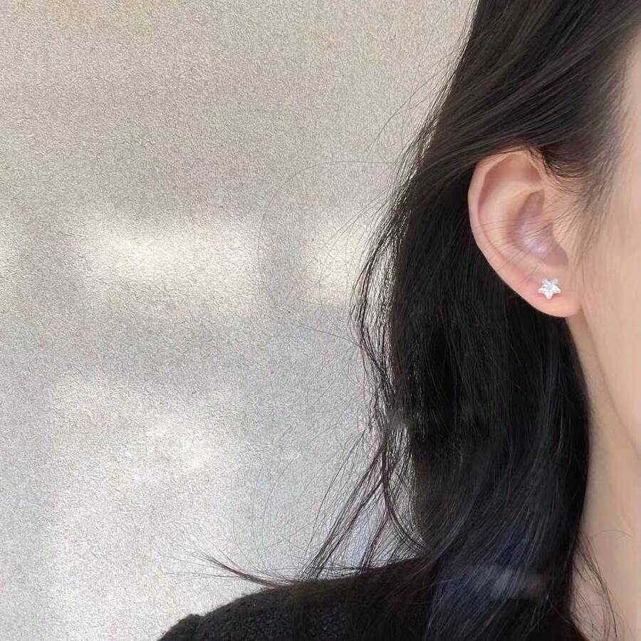 1 Pair Fashionable S925 Silver Minimalist Star Stud Earrings, Delicate Design Suitable For Women, Daily Wear, Date, Party