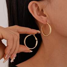 1 par de pendientes elegantes de aro redondo con pliegues para mujeres, adecuados para fiestas y trabajo