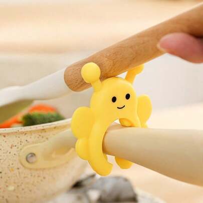 1pc Little Bee Shaped Silicone Spatula Holder Universal Anti Scald Spoon Rack For Kitchen Stove Washable Mobile Anti Overflow Storage Rack Household Utensil Placement Shovel Holder