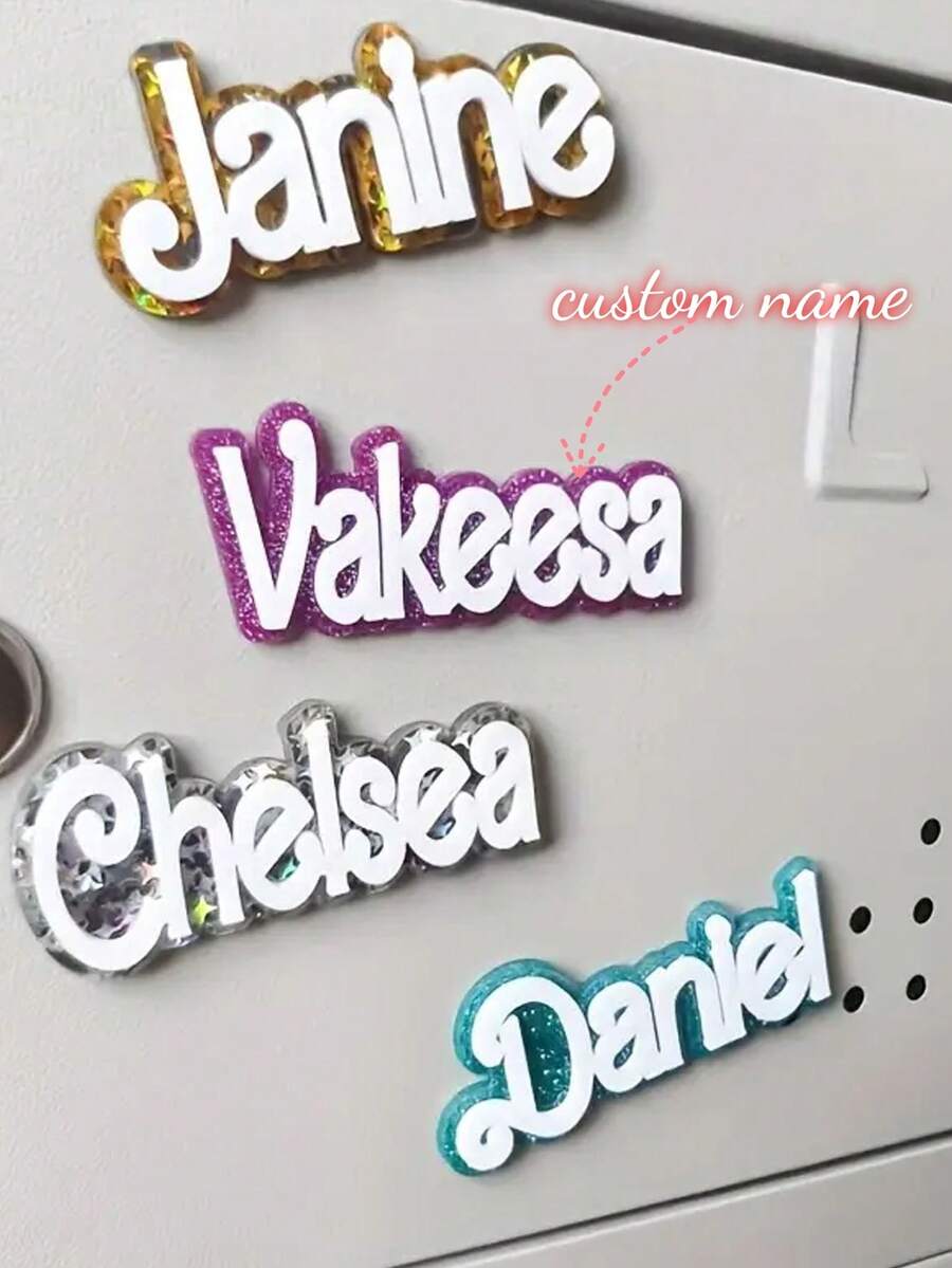 1 individuell angefertigter Acryl-Namensmagnet für den Kühlschrank, kreative und personalisierte funkelnde magnetische Englisch-Wort-Karte, glänzender und einfacher Stil, geeignet für Spindmarkierung und Dekoration, Namenskarte, das schönste Urlaubsgeschenk für Freunde, Geschenk zur Rückkehr an die Universität, Hochzeitsgeschenk, Wohnen & Leben, Weihnachtsatmosphäre Zuhause, Souvenirs