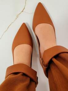 Elegant Block Heel Sandal With Pointed Toe And Open Back - Camel - View 3