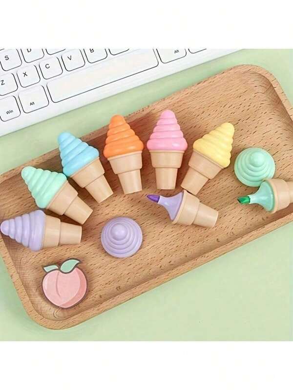 12 Stücke/6 Stücke, 1 Stück kreative Cartoon Eiscreme geformte Textmarker, tragbarer Mini Marker Stift, Eiswürfel Tagebuch Stifte, geeignet für Studenten, Schulanfang, Schule Zubehör, süße Schreibwaren, buntes Schreiben für Schule, Schreibsachen, Stiften, bunte Markierer, Weihnachtsgeschenk, einige Produkte in OPP Tasche, Verpackungsstil zufällig, Produktgröße ca. 8,4 cm (B) X 10,4 cm(L) pro Tasche (Stile zufällig angeordnet)