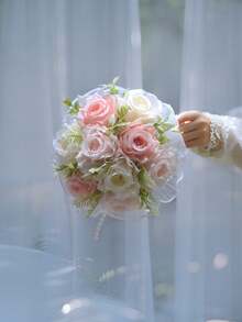 Bukiet ślubny w stylu boho, bukiet ślubny dla panny młodej w stylu zachodnim, sesja zdjęciowa w miesiącu miodowym