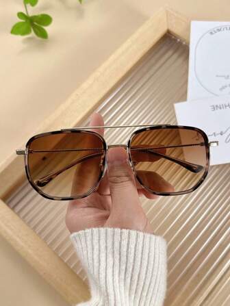 1pc Women Pilot Square Frame Tawny Metal Fashion Sunglasses For Back To School Hiking Beach Party Travel Clothing Accessories