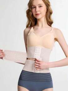 1 pieza es una prenda moldeadora deportiva y casual ajustada específicamente diseñada para mujeres, con un cinturón de goma de cloropreno segmentado y transpirable con hebilla y un cinturón acelerador de quema de grasa de plástico para el control de la grasa abdominal y el entrenamiento de la cintura. Este es un cinturón moldeador que puede ayudarte a ejercitarte mejor. Cinturón de cintura adecuado para ejercicio, hogar, deportes y caminar.