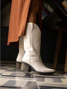 Botas vaqueras de media caña de moda de mujer botas cowboy botas western de tacón bajo y grueso con bordado al mismo tono casuales y elegantes con ringle, punta redonda y cierre lateral, suela antideslizante - Latte - Ver 3