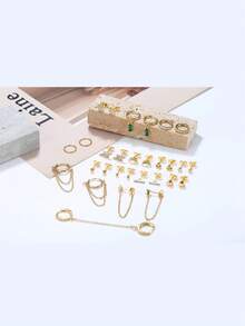 Milacolato 29Pcs 14K Gold Plated Studs Earrings And Hoops Set For Women Huggie Hoop Studs Earrings Set Dainty Minimalist Moon Heart Butterfly CZ Ball Small Dangle Chain Hoop Earrings Set For Multiple Piercing - 彩色 - 查看 7