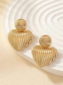 1 Pair Unique Gold Heart Shaped Earrings, Suitable For Everyday, Vacation Or Summer Party Wear, A Perfect Gift For Those Who Like Bold Accessories