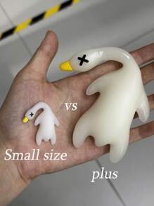 UV Induction Color-Changing Roast Duck Pendant | Photosensitive Advanced Technology Car Keychain |Universal For Cars And Bicycles | Automatic Color Change In Case Of Ultraviolet Rays | Indoor And Outdoor Creative Pendant | Funny And Cute Roast Duck Decorative Pendant Car Accessories Bag Charm School Cartoon Goth Y2k Christmas Gift