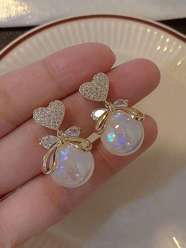 1 Paar Hochwertige, elegant-stilvolle Ohrringe mit Kunstperle, Schleife und Herz-Form, komplett mit Strass, süß und luxuriös für Meerjungfrauen-Prinzessin, für Dates oder Bankette, Halloween