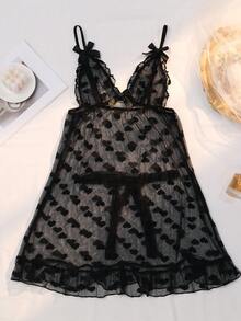 2 pièces Ensemble de lingerie sexy à dos nu en dentelle, style classique européen et américain. Ensemble de pyjamas transparent en forme de cœur en maille pour femmes.