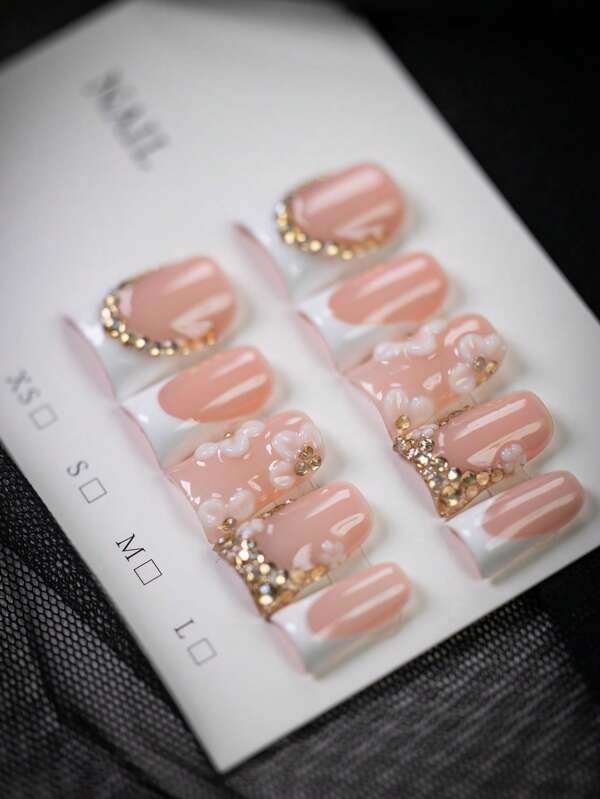 10pcs Y2K Style 3D White Flower Short Duckbill Press-On Nails, Handmade French Manicure Fake Nails With 3D White Flower Elements And Sparkling Rhinestones, Sweet And Cute, Essential For Summer And Autumn, Suitable For Daily, Travel, Party, Great Gift For Women And Girls