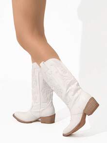 搭配毛衣，女士复古刺绣西部牛仔靴，秋季