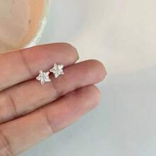 1 Pair Fashionable S925 Silver Minimalist Star Stud Earrings, Delicate Design Suitable For Women, Daily Wear, Date, Party