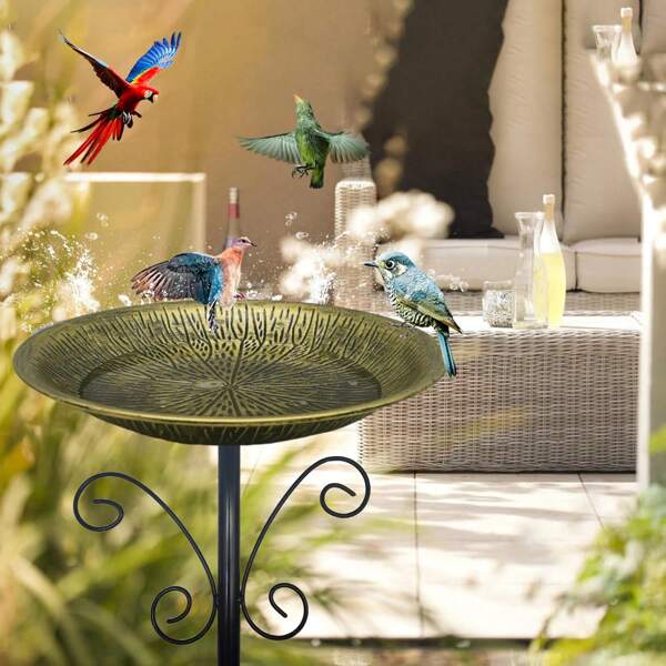 1 Pc Vintage Style Freestanding Bird Feeder And Water Dish - For Outdoor Use, Attracts Wild Birds, Easy To Clean, Decorative For Yard And Garden - With Water Tank, Bird Bath Shower Basin