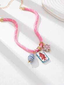 1 件夏季海洋风格手工海洋生物吊坠项链，彩色绳项链配陶瓷螃蟹和鱼吊坠，海滩风格项链首饰，适合度假、日常佩戴（颜色和形状可能有所不同）