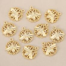 1 Piece/3 Pieces Of DIY Jewelry Making Supplies Accessories In Spider Shape, Made Of Copper Material Plated With 18K Gold, Available In Gold And Silver Colors. Can Be Used To Make Earrings, Necklaces, Bracelets, And Any Jewelry Pendants.