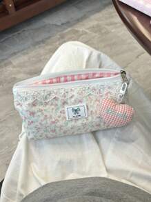 Fresh And Simple Pink Floral Print Pencil Case, Ins Style Highly Attractive Student Desktop Stationery Storage Bag, Natural Style Cosmetic Bag, Back To School Essentials, Pen, School Supplies, Back To School Supplies, Beautiful School Supplies, Office Supplies, Gifts For Gifts, School Bags For Girls, School Admissions, Desk Storage Boxes, Cute Stationery,Makeup Bag