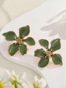 2 pièces Ensemble de boucles d'oreilles à clou à fleurs rose émaillées pour femmes, bijoux de boucles d'oreilles clip minimalistes chics et haut de gamme